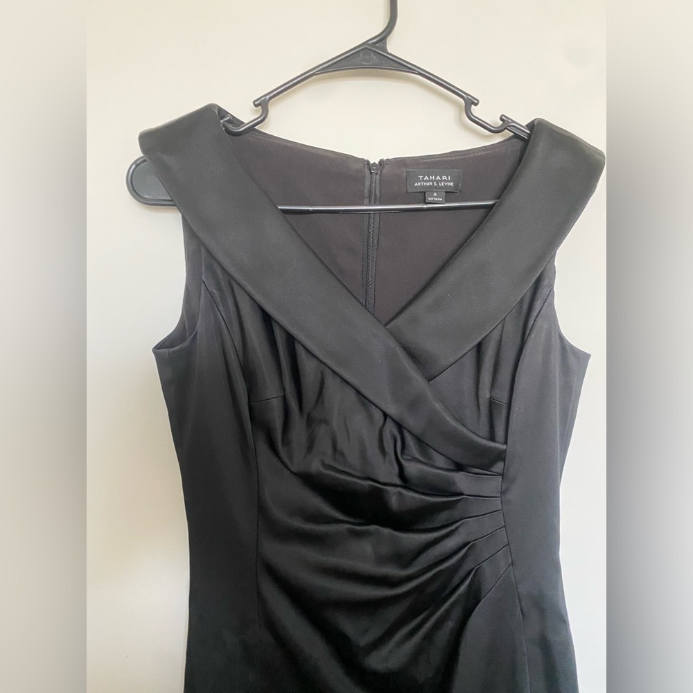 ⭐️BLACK DRESS⭐️ - Picture 2 of 4